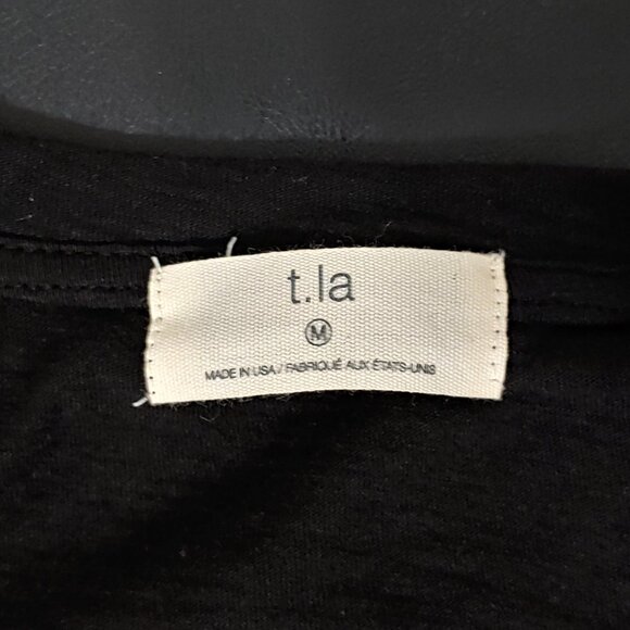 Anthropologie T.la Classic V Neck Pocket Tee Black Size Medium - Picture 6 of 6